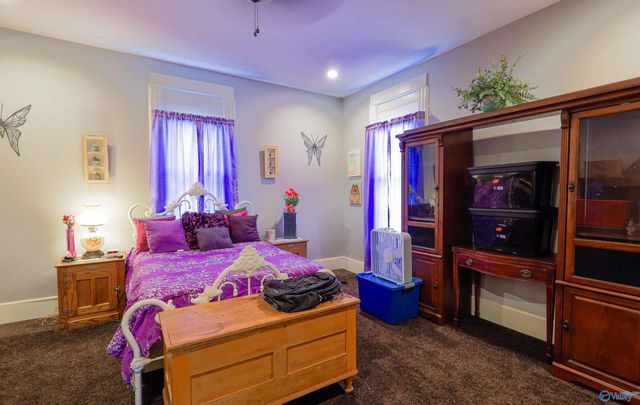 411 5th Avenue Sw, Decatur, AL 35601