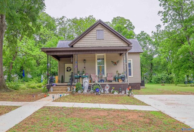 411 5th Avenue Sw, Decatur, AL 35601