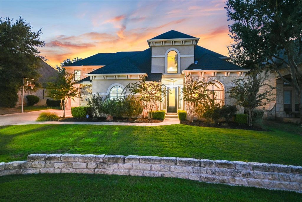 105 Whitley DR, Austin, TX 78738