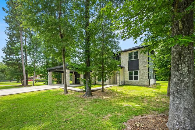 355 County Road 3664, Splendora, TX 77372