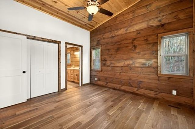 324 Golden Eagle Drive, Murphy, NC 28906