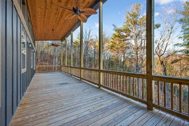 324 Golden Eagle Drive, Murphy, NC 28906