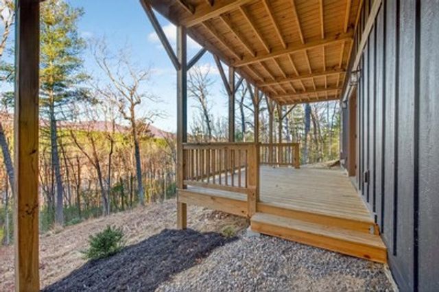 324 Golden Eagle Drive, Murphy, NC 28906
