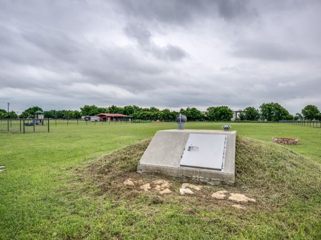 4709 Prairie Hill Court, Dish, TX 76247
