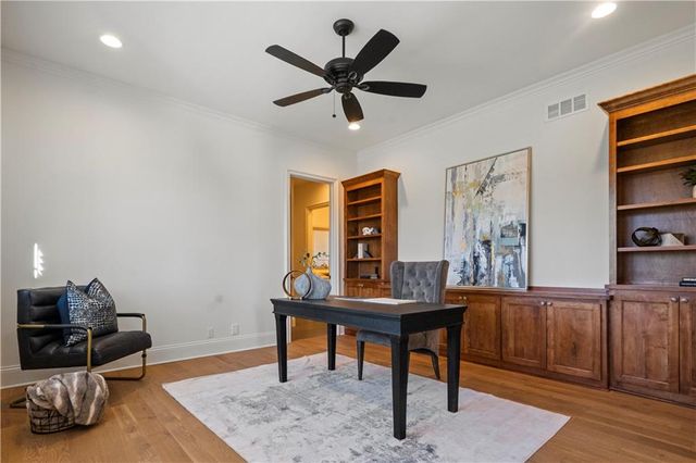 16520 Ballentine Street, Overland Park, KS 66221