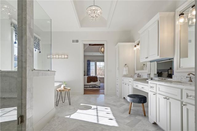 16520 Ballentine Street, Overland Park, KS 66221