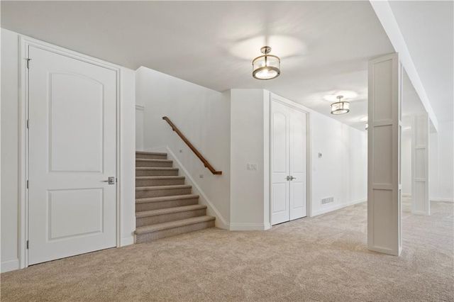 16520 Ballentine Street, Overland Park, KS 66221