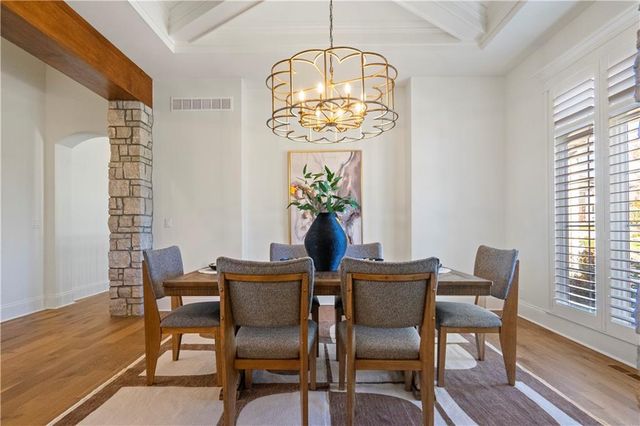 16520 Ballentine Street, Overland Park, KS 66221