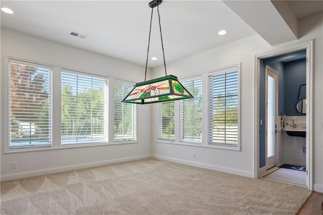 16520 Ballentine Street, Overland Park, KS 66221