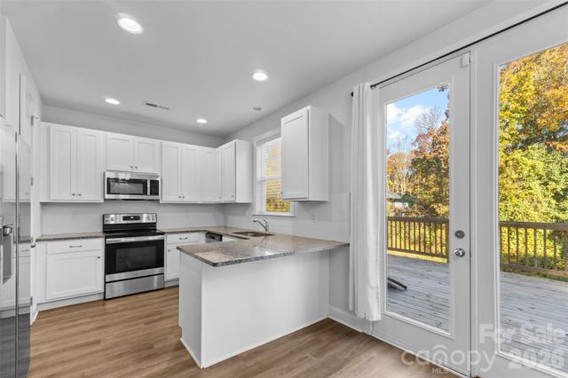 712 Rodey Avenue, Charlotte, NC 28206