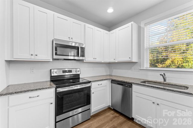 712 Rodey Avenue, Charlotte, NC 28206