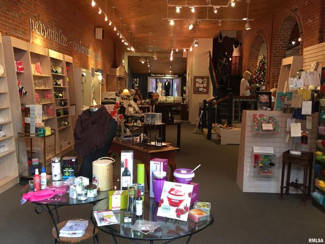 1500-1506 RIVER Drive, Moline, IL 61265