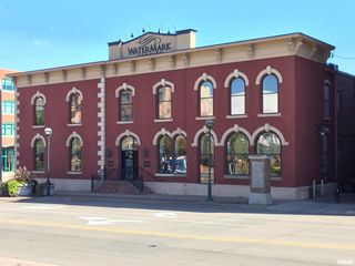 1500-1506 RIVER Drive, Moline, IL 61265