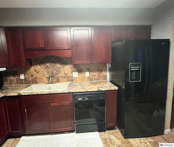 210 Bridger Road, Lincoln, NE 68521