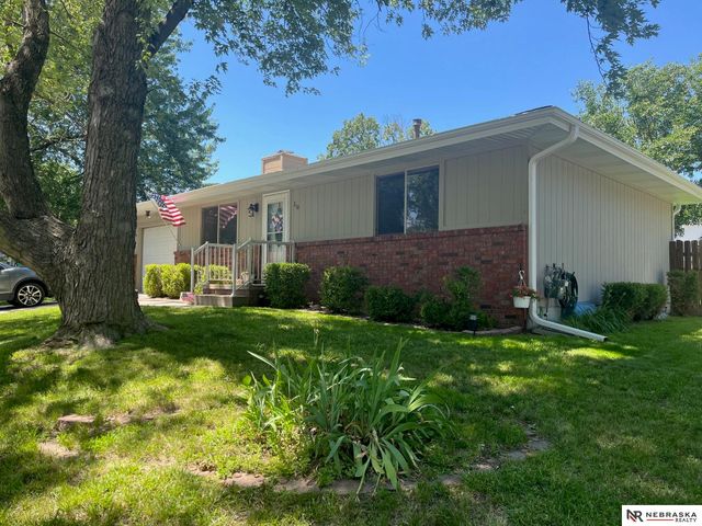 210 Bridger Road, Lincoln, NE 68521