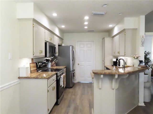 9471 Homestead Drive S, Semmes, AL 36575