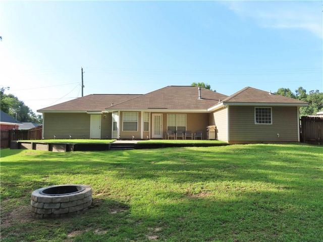 9471 Homestead Drive S, Semmes, AL 36575