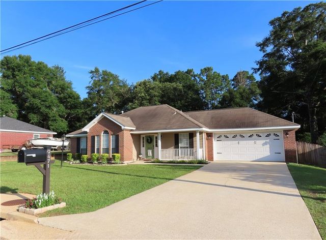 9471 Homestead Drive S, Semmes, AL 36575