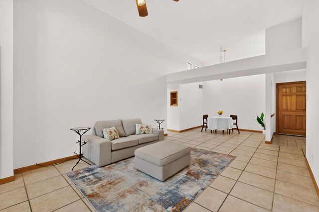 1908 Calle Miquela, Santa Fe, NM 87505
