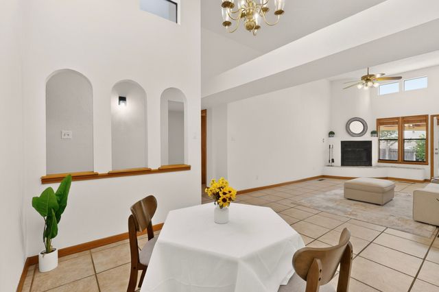 1908 Calle Miquela, Santa Fe, NM 87505