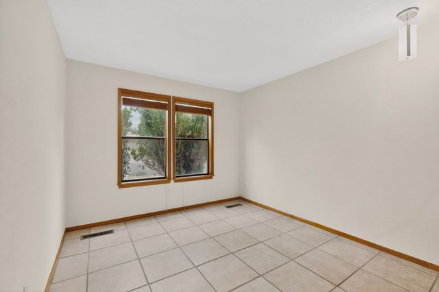 1908 Calle Miquela, Santa Fe, NM 87505