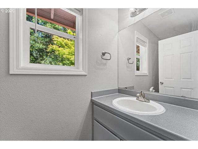 36440 ORR Cir, Sandy, OR 97055