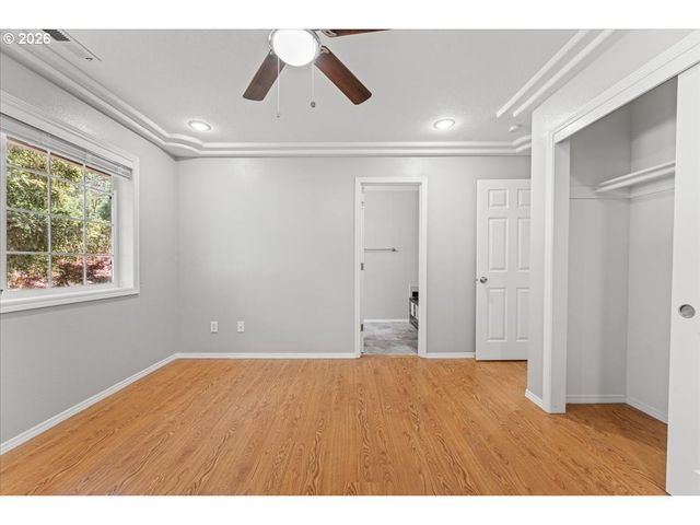 36440 ORR Cir, Sandy, OR 97055