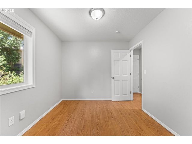 36440 ORR Cir, Sandy, OR 97055