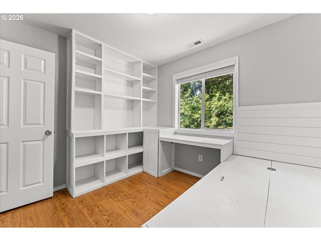 36440 ORR Cir, Sandy, OR 97055