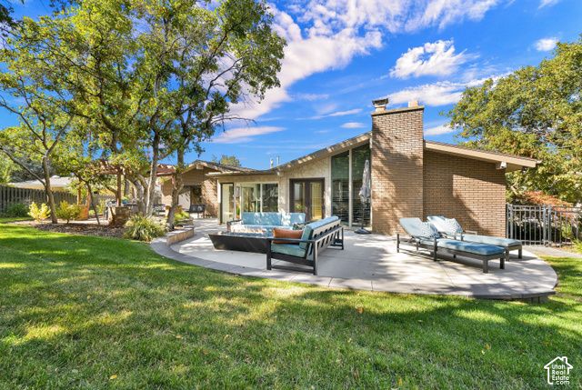1095 S OAK HILLS WAY, Salt Lake City, UT 84108