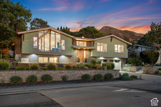 1095 S OAK HILLS WAY, Salt Lake City, UT 84108