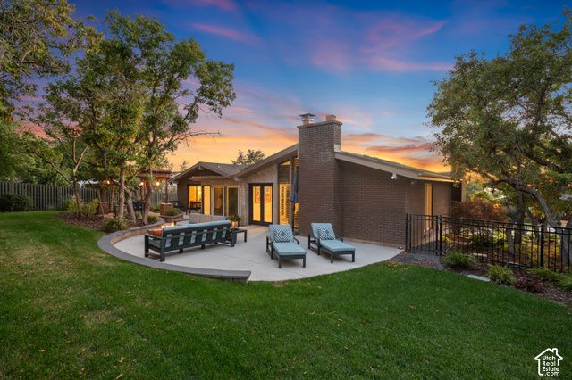 1095 S OAK HILLS WAY, Salt Lake City, UT 84108