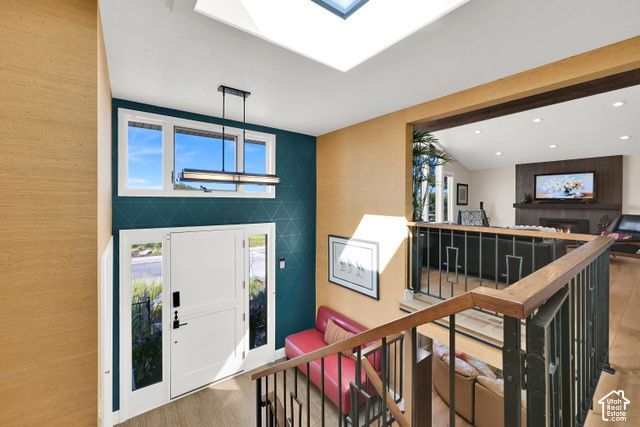 1095 S OAK HILLS WAY, Salt Lake City, UT 84108