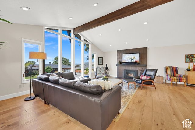 1095 S OAK HILLS WAY, Salt Lake City, UT 84108