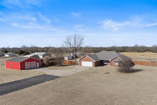 1835 E Redbud Road, Washington, OK 73093