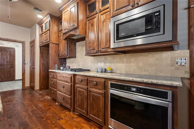 1835 E Redbud Road, Washington, OK 73093