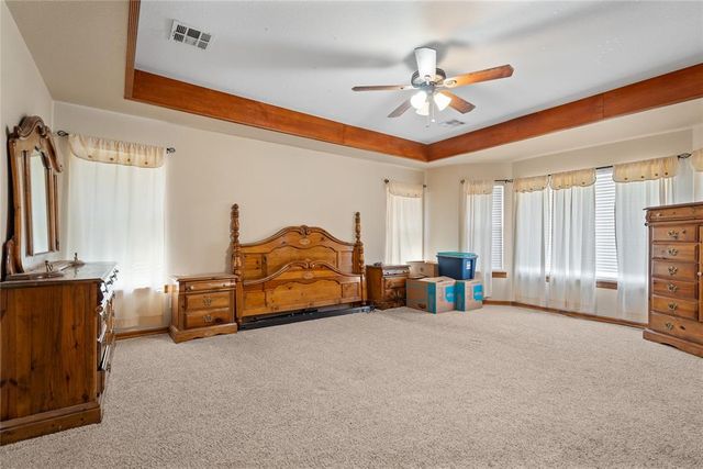 1835 E Redbud Road, Washington, OK 73093