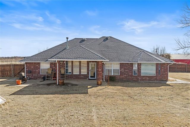 1835 E Redbud Road, Washington, OK 73093