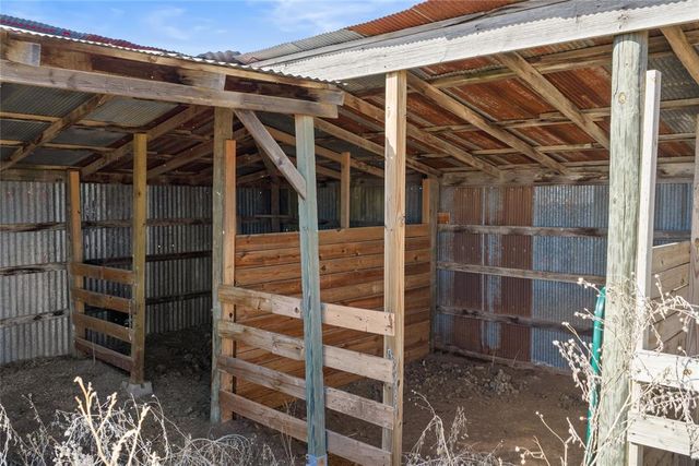 1835 E Redbud Road, Washington, OK 73093