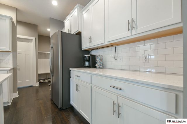 8726 S 82nd Street, Lincoln, NE 68516
