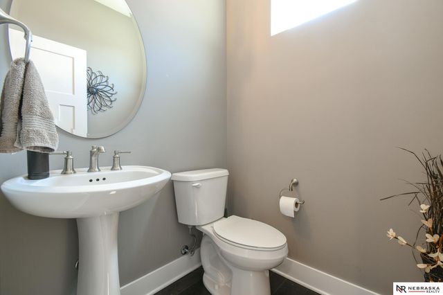 8726 S 82nd Street, Lincoln, NE 68516