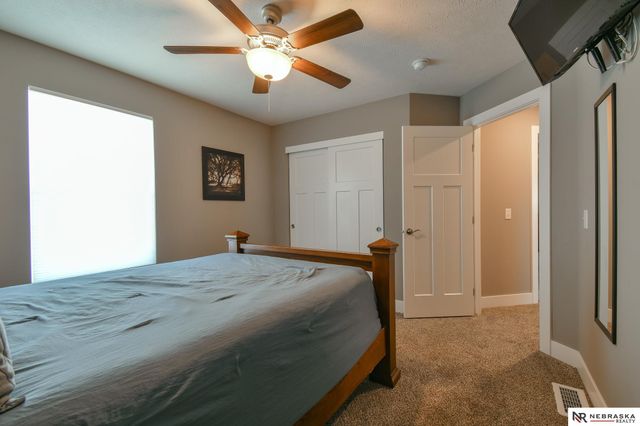 8726 S 82nd Street, Lincoln, NE 68516