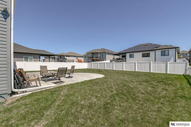8726 S 82nd Street, Lincoln, NE 68516