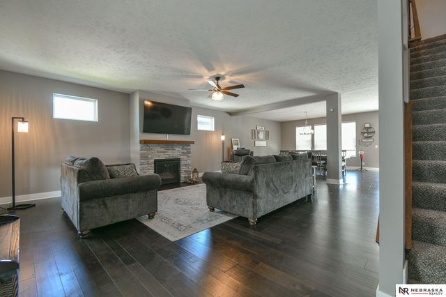 8726 S 82nd Street, Lincoln, NE 68516