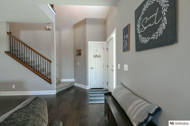 8726 S 82nd Street, Lincoln, NE 68516