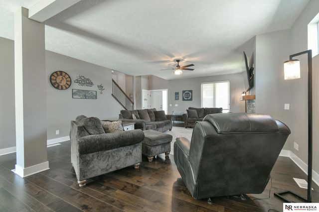8726 S 82nd Street, Lincoln, NE 68516