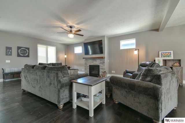 8726 S 82nd Street, Lincoln, NE 68516