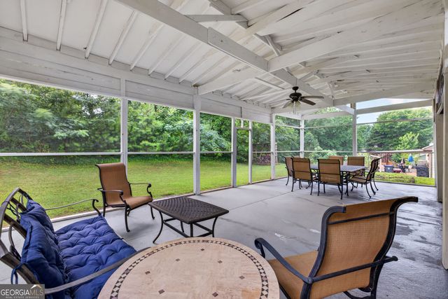 910 Prestonwood Drive, Lawrenceville, GA 30043