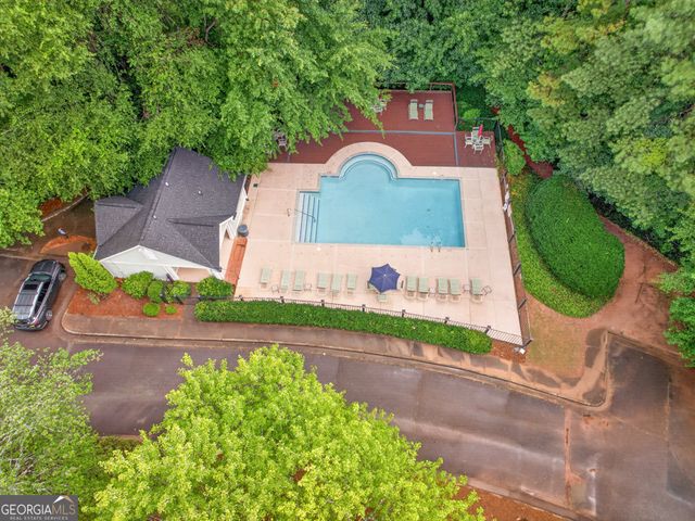 910 Prestonwood Drive, Lawrenceville, GA 30043