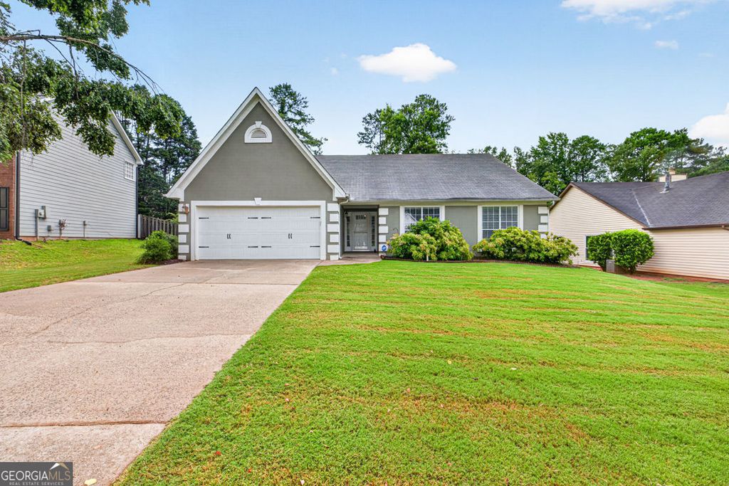 910 Prestonwood Drive, Lawrenceville, GA 30043